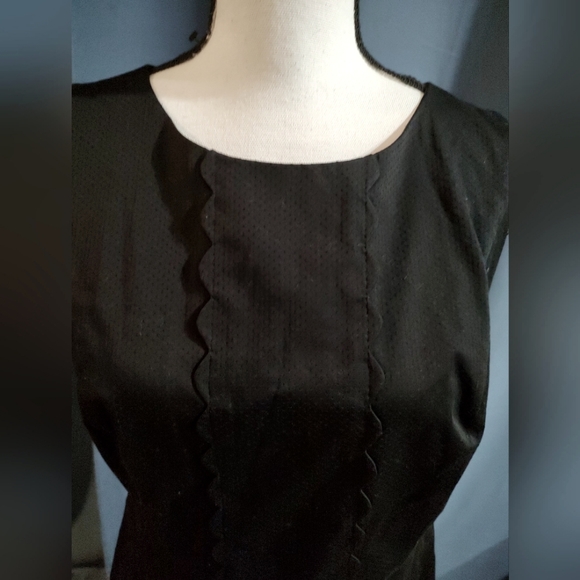 NWT Talbots brand size 10P little black dress with scallop pattern detail on top - Picture 4 of 10
